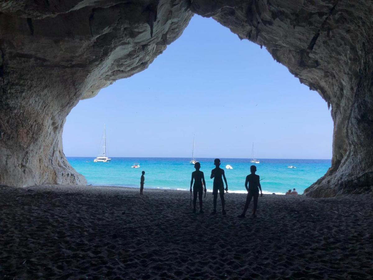 Appartamenti Le Conchiglie E Le Stelle Marine Cala Gonone Exterior photo