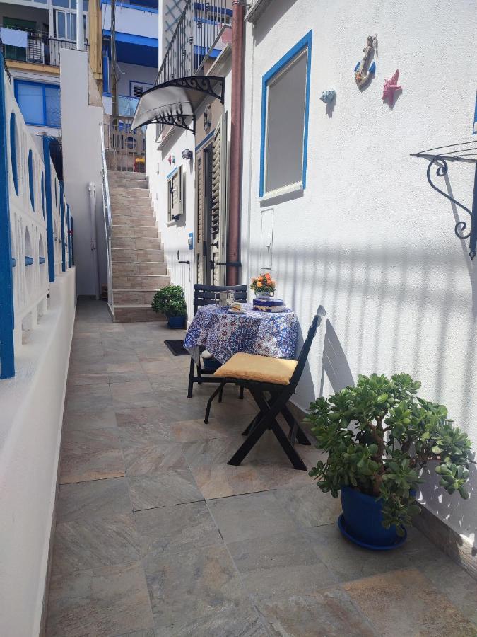 Appartamenti Le Conchiglie E Le Stelle Marine Cala Gonone Exterior photo